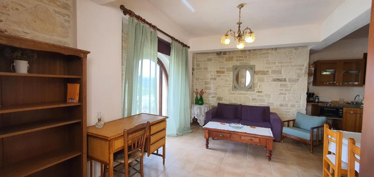 Aelia Appartement Kamilari Buitenkant foto